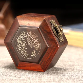 Mahogany jewelry box red sour branch bracelet box wooden hexagonal pattern storage box jewelry decoration box wooden box
Mahogany jewelry box red sour branch bracelet box wooden hexagonal pattern storage box jewelry decoration box wooden box