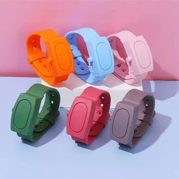 Hand Sanitzer Dispenser Wristband Wash Hand Gel Dispenser Bracelet Wristband for Adult Kid Family Hand Soap Dispenser Wristband 
Hand Sanitzer Dispenser Wristband Wash Hand Gel Dispenser Bracelet Wristband for Adult Kid Family Hand Soap Dispenser Wristband
