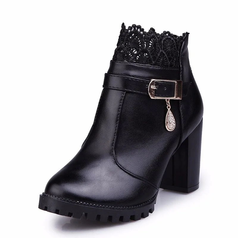 2020 New Female High Heels With Waterproof Platform Zipper Fashion Sexy Lace Rhinestone Decoration Black Red Ankle Boots B22-49
2020 New Female High Heels With Waterproof Platform Zipper Fashion Sexy Lace Rhinestone Decoration Black Red Ankle Boots B22-49