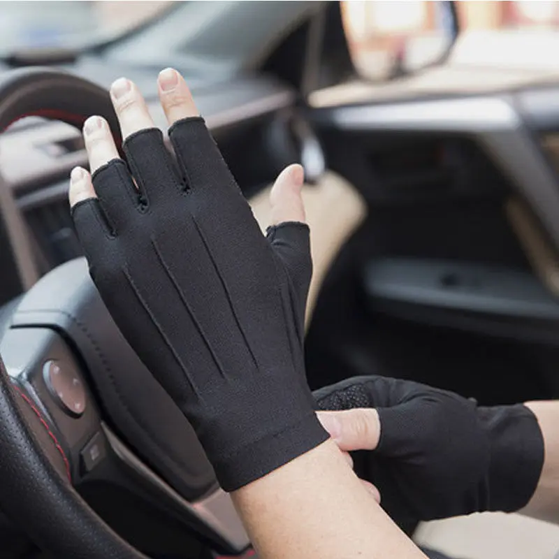 Semi-Finger Gloves Male Sweat-Absorbent Breathable Anti-Slip Driving Summer Gloves Half Finger Men Mittens Gloves
Semi-Finger Gloves Male Sweat-Absorbent Breathable Anti-Slip Driving Summer Gloves Half Finger Men Mittens Gloves