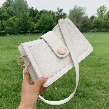 Crocodile pattern Armpit bag 2020 Fashion New High quality PU Leather Women's Designer Handbag Travel Shoulder Messenger Bag
Crocodile pattern Armpit bag 2020 Fashion New High quality PU Leather Women's Designer Handbag Travel Shoulder Messenger Bag