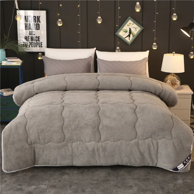 Quilts cotton patchwork duvets Australian lambs wool Warm comforter camel quilt Thicken warm duvets winter comforter queen king
Quilts cotton patchwork duvets Australian lambs wool Warm comforter camel quilt Thicken warm duvets winter comforter queen king
