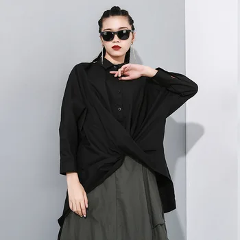 Lapel Single Breasted Solid Color Irregular Shirt Women Streetwear Loose Personality Pleated Shirt 2020 New Spring PC747
Lapel Single Breasted Solid Color Irregular Shirt Women Streetwear Loose Personality Pleated Shirt 2020 New Spring PC747