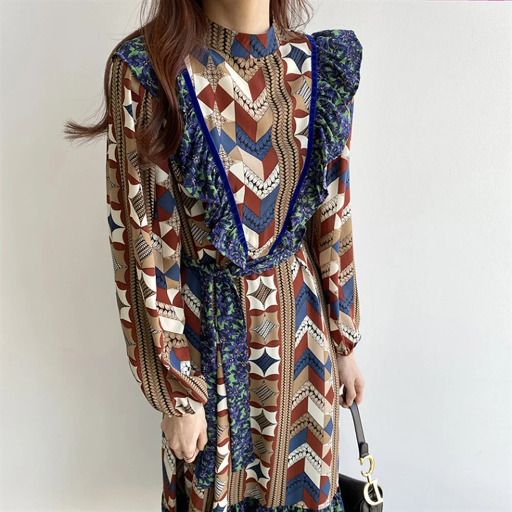 Dresses Women Casual Long Sleeve Stand Neck Stringy Selvedge Patchwork Female Elegant Print A-line Victorian Retro Dresses
Dresses Women Casual Long Sleeve Stand Neck Stringy Selvedge Patchwork Female Elegant Print A-line Victorian Retro Dresses