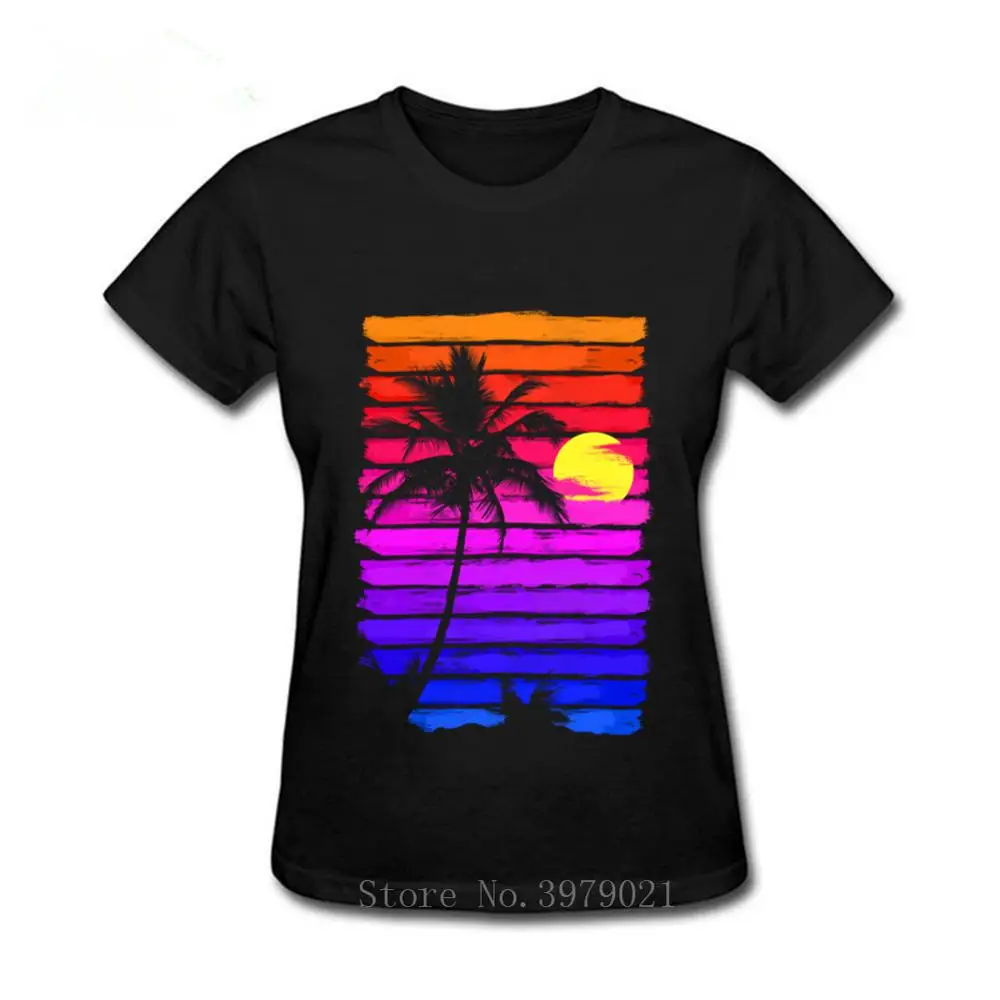 

Retro 80s Outrun Sunset Palm Tree Silhouette Tshirt Original Manga Women T-Shirt Hotline Miami T Shirt Pure Cotton Top Tee