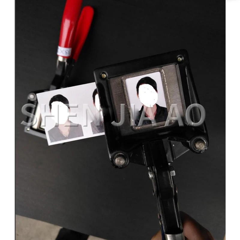 Handheld Photo Clipper Tool Hand Photo Cropping Photo Scissors Pliers One Inch Photo Rounded Right Angle Cropper 1PC
Handheld Photo Clipper Tool Hand Photo Cropping Photo Scissors Pliers One Inch Photo Rounded Right Angle Cropper 1PC