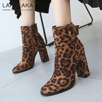 Lapolaka 2020 New Design Big Size 43 Leopard Shoes Woman Boots Female Zip Up Chunky High Heels Buckle Decoration Fashion Boots
Lapolaka 2020 New Design Big Size 43 Leopard Shoes Woman Boots Female Zip Up Chunky High Heels Buckle Decoration Fashion Boots