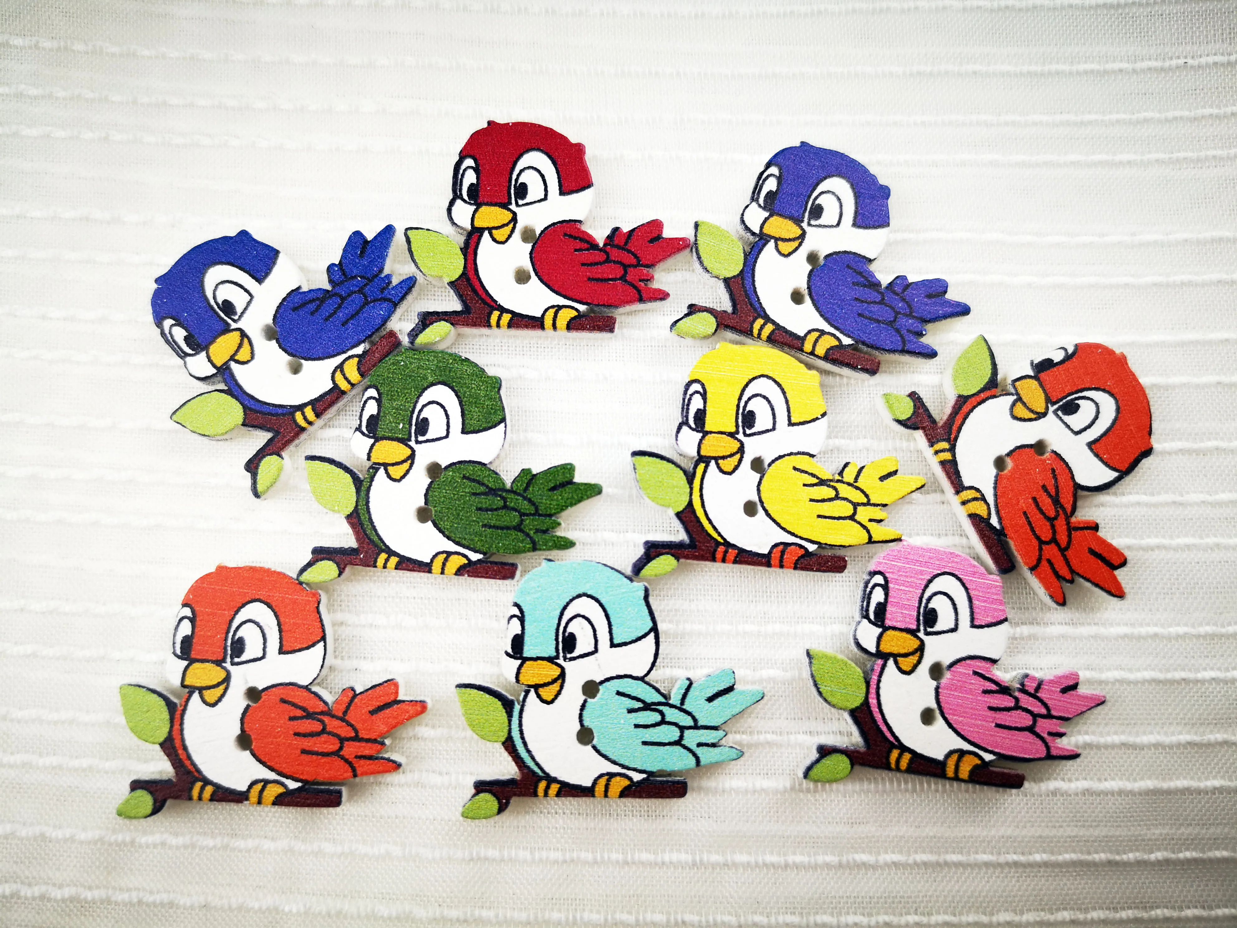 29*23mm New painted bird wooden button / DIY clothing accessories decorative buttons, mixed packaging buttons
29*23mm New painted bird wooden button / DIY clothing accessories decorative buttons, mixed packaging buttons