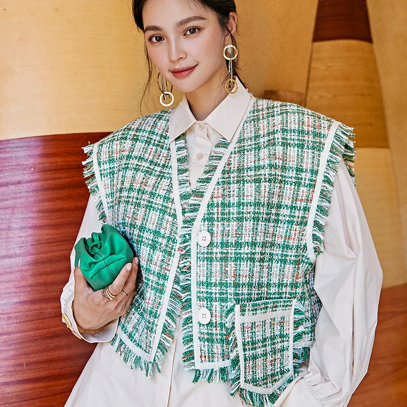 LANMREM 2020 Short Vest Top Spring New Korean Women's Plaid V-neck Single-breasted Edging Sleeveless Jacket Female Wild 19B-a616
LANMREM 2020 Short Vest Top Spring New Korean Women's Plaid V-neck Single-breasted Edging Sleeveless Jacket Female Wild 19B-a616