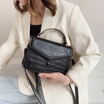 Female bag small bag new PU leather fashion crocodile pattern cover one shoulder solid color simple crossbody bag hand bag
Female bag small bag new PU leather fashion crocodile pattern cover one shoulder solid color simple crossbody bag hand bag