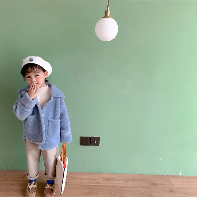 New winter Korean style sweet candy color long-sleeved normal section Artificial lambskin jacket outwear for girls
New winter Korean style sweet candy color long-sleeved normal section Artificial lambskin jacket outwear for girls