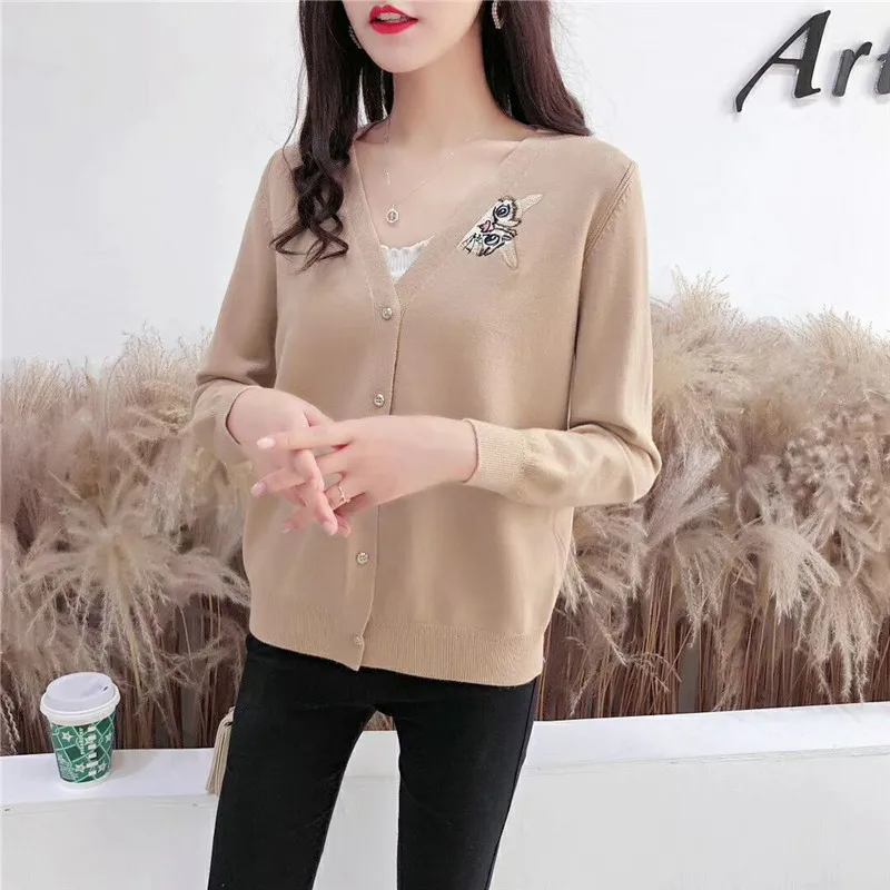 2019 Women sweater knitted cardigans-coat solid cat pattern v-neck full sleeve spring and autumn casual
2019 Women sweater knitted cardigans-coat solid cat pattern v-neck full sleeve spring and autumn casual