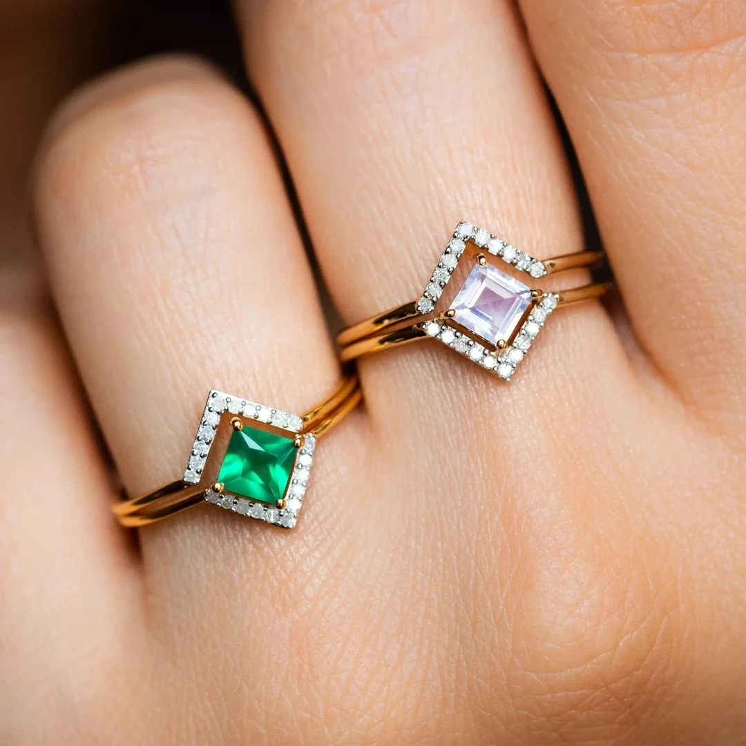 Exquisite Gold Color Princess Ring Set Square Cut White/Green Crystal Bridal Ring Set Cocktail Party Zircon Ring Fine Jewelry
Exquisite Gold Color Princess Ring Set Square Cut White/Green Crystal Bridal Ring Set Cocktail Party Zircon Ring Fine Jewelry