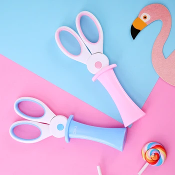 Safe Scissors For Kids Cartoon Magic Rabbit DIY Handmade Cutting Tools Students Scissors133mm School Home Supplies Deli 6065
Safe Scissors For Kids Cartoon Magic Rabbit DIY Handmade Cutting Tools Students Scissors133mm School Home Supplies Deli 6065