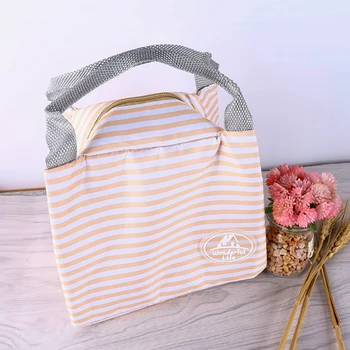 New Fashion Portable lunch Bag Picnic Carry Storage Bag Travel Picnic Pouch
New Fashion Portable lunch Bag Picnic Carry Storage Bag Travel Picnic Pouch