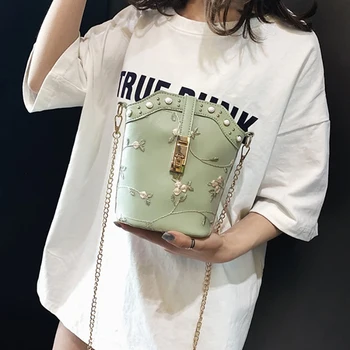 Women Handbags PU leather Lace Embroid Bucket Bag Lady Big capacity Messenger Bags Summer Beach Travel Casual Totes
Women Handbags PU leather Lace Embroid Bucket Bag Lady Big capacity Messenger Bags Summer Beach Travel Casual Totes