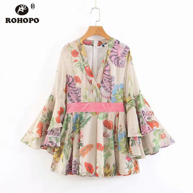 ROHOPO Double Layer Autumn Floral Chiffon Kimono Jumpsuit Peplum Patcharok Pleated hem Butterfly Long Sleeve Retro Romper # 9070
ROHOPO Double Layer Autumn Floral Chiffon Kimono Jumpsuit Peplum Patcharok Pleated hem Butterfly Long Sleeve Retro Romper # 9070