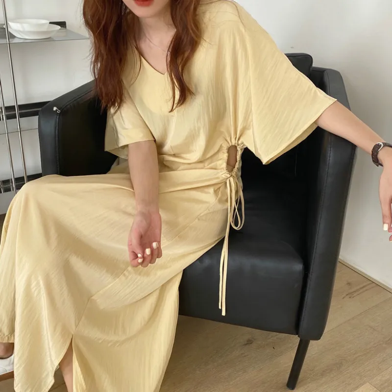 Women Summer Vintage Sexy V Neck Long Loose Dress Waist Part Drawstring Hollow Out Split Hem Midi Sundress
Women Summer Vintage Sexy V Neck Long Loose Dress Waist Part Drawstring Hollow Out Split Hem Midi Sundress