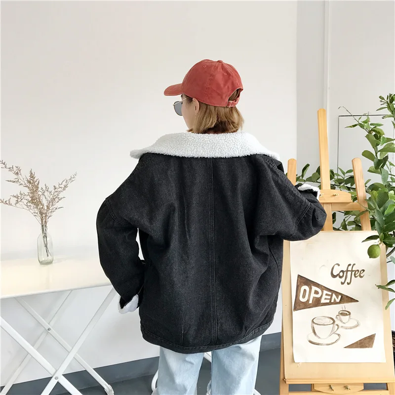 Black And White with Pattern Lambs Wool Jeans Coat 2017 Winter New Style Korean-style BF Style Bat Sleeve Brushed And Thick Girl
Black And White with Pattern Lambs Wool Jeans Coat 2017 Winter New Style Korean-style BF Style Bat Sleeve Brushed And Thick Girl