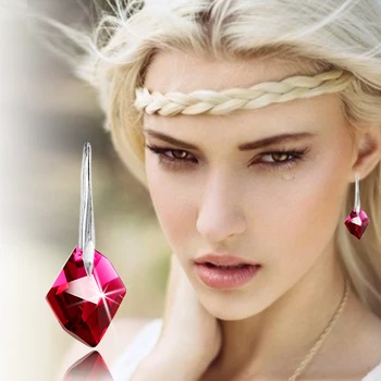 FAMOUS BRAND 925 STERLING SILVER NATURAL RED CRYSTAL KOREAN-STYLE DINNER PARTY FASHION EARRINGS STONES GIRLFRIEND BIRTHDAY GIFT
FAMOUS BRAND 925 STERLING SILVER NATURAL RED CRYSTAL KOREAN-STYLE DINNER PARTY FASHION EARRINGS STONES GIRLFRIEND BIRTHDAY GIFT