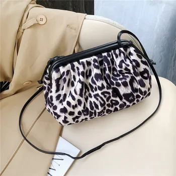 Leopard Grain Bags For Women 2019 Female Handbags Wild Version Messenger Fashion Simple Casual Trend Wild Shoulder Handbags
Leopard Grain Bags For Women 2019 Female Handbags Wild Version Messenger Fashion Simple Casual Trend Wild Shoulder Handbags