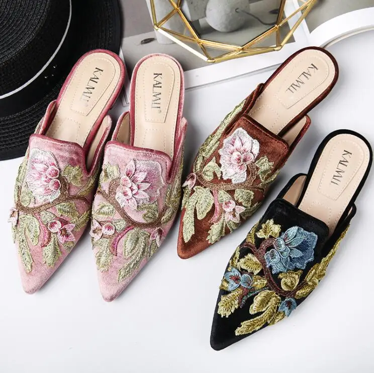 Women Shoes Woman Flat Shoes Pointed-toe Fashion Embroidery Embroidered Mules Shoes 2019 Autumn New Comfortable Flat Shoes P91
Women Shoes Woman Flat Shoes Pointed-toe Fashion Embroidery Embroidered Mules Shoes 2019 Autumn New Comfortable Flat Shoes P91