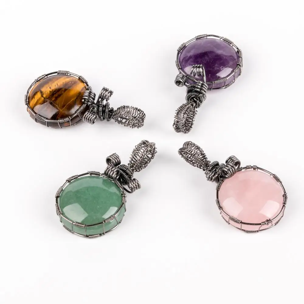 Innovative handmade Hand-wound flat round bead edging natural pendants opal Green Aventurine Personality men Necklace jewelry
Innovative handmade Hand-wound flat round bead edging natural pendants opal Green Aventurine Personality men Necklace jewelry