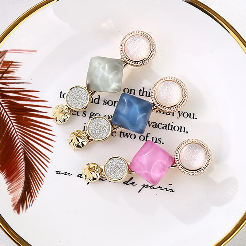 Korean version net red ins hairpin grinding circle acrylic irregular square one-word clip color metal duck-billed clip
Korean version net red ins hairpin grinding circle acrylic irregular square one-word clip color metal duck-billed clip