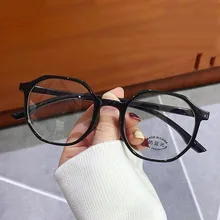 Retro Transparent Computer Glasses Frame Woman Eyeglasses Anti-Blue Light Man Optical Spectacle Fashion Polygonal Eyewear
Retro Transparent Computer Glasses Frame Woman Eyeglasses Anti-Blue Light Man Optical Spectacle Fashion Polygonal Eyewear