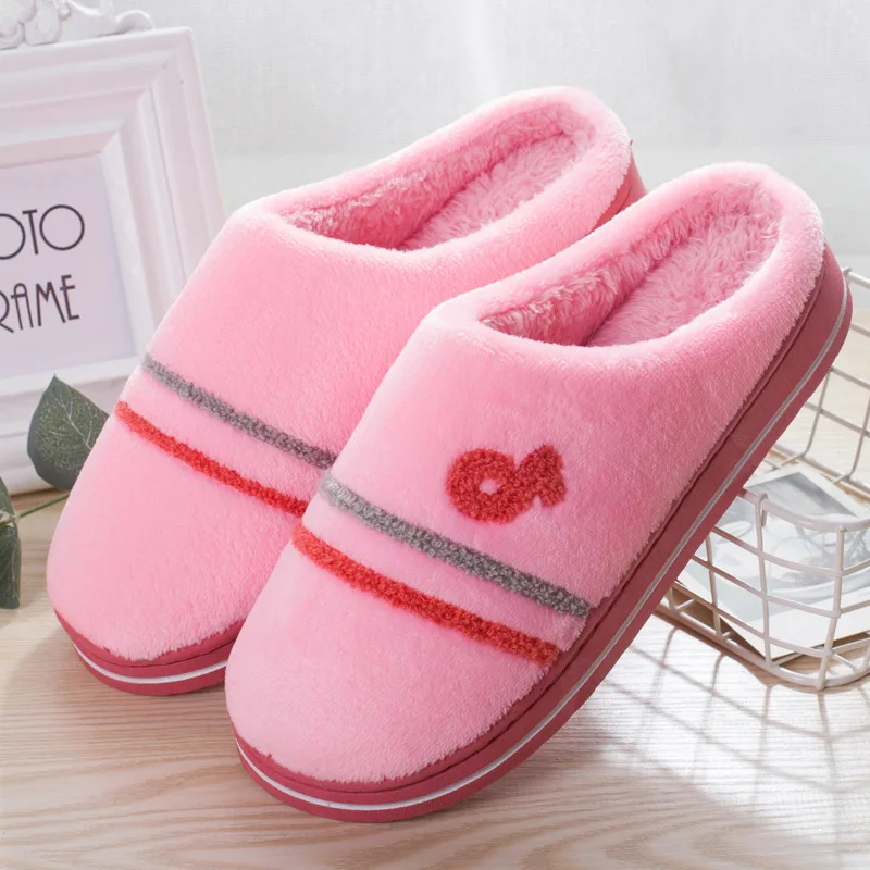 New Style Men And Women Thick Bottomed Cover Heel Winter Habitat Home Couples Warm Indoor Anti-slip Time of Childbirth Plush Car
New Style Men And Women Thick Bottomed Cover Heel Winter Habitat Home Couples Warm Indoor Anti-slip Time of Childbirth Plush Car