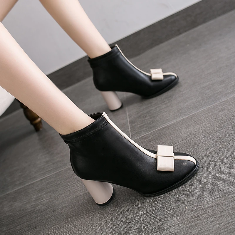 Brand Women's Shoes Mid-Calf Boots Low Heels booties Bootee Woman 2019 Round Toe Booties Ladies Lace Up Fashion Short Mid Calf
Brand Women's Shoes Mid-Calf Boots Low Heels booties Bootee Woman 2019 Round Toe Booties Ladies Lace Up Fashion Short Mid Calf
