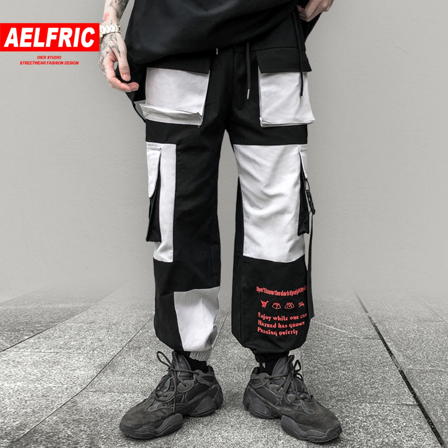 AELFRIC Patchwork Ribbon Men Cargo Pants 2019 Hip Hop Harajuku Streetwear Multi Pockers Casual Male Harem Track Trousers Joggers
AELFRIC Patchwork Ribbon Men Cargo Pants 2019 Hip Hop Harajuku Streetwear Multi Pockers Casual Male Harem Track Trousers Joggers