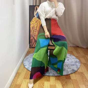 Changpleat Summer New color matching High Waist Wide Leg Pants Miyak Pleated Fashion Elastic waist Loose Large Size trousers P64
Changpleat Summer New color matching High Waist Wide Leg Pants Miyak Pleated Fashion Elastic waist Loose Large Size trousers P64