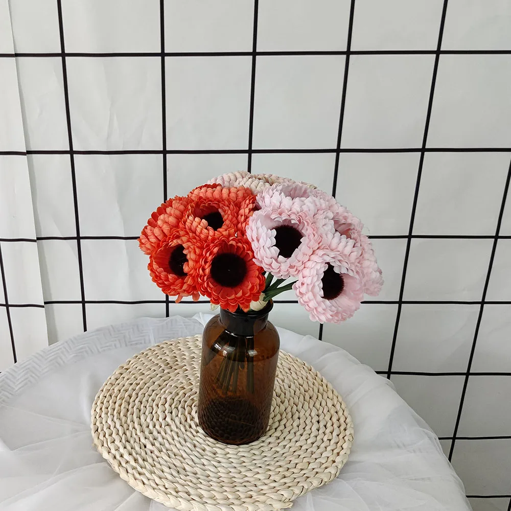 Artificial Silk Chrysanthemum Bouquet for Wedding Bride, Fake Flowers, Home Decoration, Living Room, 6 Heads
Artificial Silk Chrysanthemum Bouquet for Wedding Bride, Fake Flowers, Home Decoration, Living Room, 6 Heads