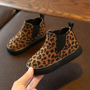 2020 Winter Children Fashion snow boots thick Child cotton shoes warm plush soft bottom baby girl boots winter ski boot for baby
2020 Winter Children Fashion snow boots thick Child cotton shoes warm plush soft bottom baby girl boots winter ski boot for baby