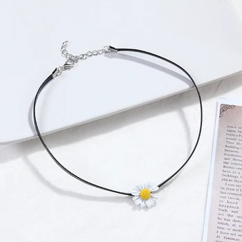 Simple Daisy Pendants Necklace For Women Daisy Sunflower Pendant Clavicle Necklace collares Summer Jewelry
Simple Daisy Pendants Necklace For Women Daisy Sunflower Pendant Clavicle Necklace collares Summer Jewelry