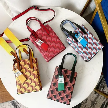 Premium Texture Niche Bag 2020 New Dog Tooth Bag Mini Portable Messenger Bags Simple and Practical Female Bag Luxury Bag Gg Bags
Premium Texture Niche Bag 2020 New Dog Tooth Bag Mini Portable Messenger Bags Simple and Practical Female Bag Luxury Bag Gg Bags