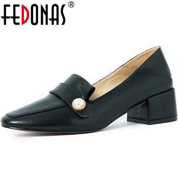 FEDONAS Women 2020 Round Toe Night Club Party Pumps Sweet Pearl Decoration Shoes Newest Elegant Patent Leather Shoes Woman
FEDONAS Women 2020 Round Toe Night Club Party Pumps Sweet Pearl Decoration Shoes Newest Elegant Patent Leather Shoes Woman