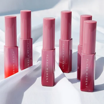 1 Pcs Liquid Lipstick Mirror Effect Cherry Color Long Lasting Moisturizer Lip Glaze MP789
1 Pcs Liquid Lipstick Mirror Effect Cherry Color Long Lasting Moisturizer Lip Glaze MP789