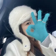 Handmade Crochet Woolen Women's Korean Version of Ear Protection Scarf Integrated Retro Knitted Toe Cap Winter Warm Flying Cap
Handmade Crochet Woolen Women's Korean Version of Ear Protection Scarf Integrated Retro Knitted Toe Cap Winter Warm Flying Cap