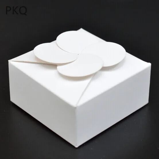 30Pcs white Paper Gift Box Wedding Party Kraft Paper soap Box brown Cake Food Packaging box square Candy Cookies Cupcake boxes
30Pcs white Paper Gift Box Wedding Party Kraft Paper soap Box brown Cake Food Packaging box square Candy Cookies Cupcake boxes