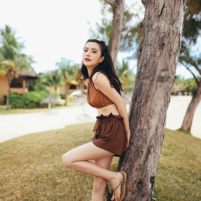 Small Peach Bathing Suit Women's Three-piece Set Retro Fashion Small Chest Push up Slimming Hot Springs Swimming Triangular Two-
Small Peach Bathing Suit Women's Three-piece Set Retro Fashion Small Chest Push up Slimming Hot Springs Swimming Triangular Two-