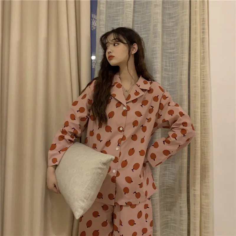 Women Clothes 2019 Autumn Pajamas Adult Cute Fruit Print Sweet Sleepwear Set Girls Nightgown Long Pant Cute Cotton Pajamas Sets
Women Clothes 2019 Autumn Pajamas Adult Cute Fruit Print Sweet Sleepwear Set Girls Nightgown Long Pant Cute Cotton Pajamas Sets