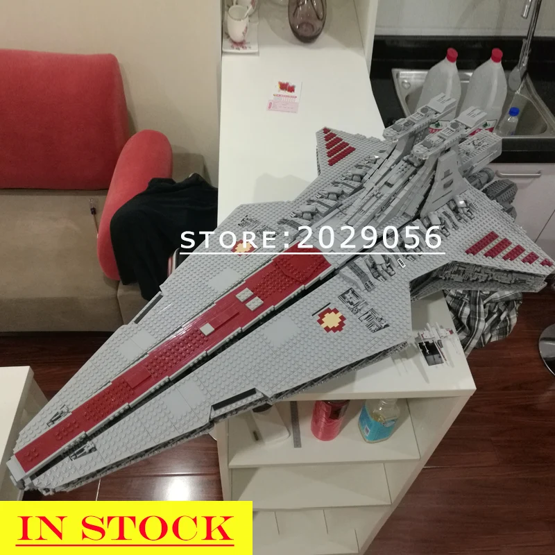 81067 05077 The UCS Venator-Class Republic Attack Cruiser Star Destroyer Star Movie Wars Building Blocks 8039 05042 81044 05038
81067 05077 The UCS Venator-Class Republic Attack Cruiser Star Destroyer Star Movie Wars Building Blocks 8039 05042 81044 05038