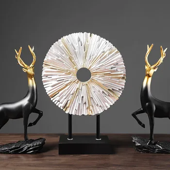 Creative Home Crafts Nordic Style Resin Elk Screen Desk Ornaments Animal Model Gift Modern Home Soft Outfit TVcabinet Decoration
Creative Home Crafts Nordic Style Resin Elk Screen Desk Ornaments Animal Model Gift Modern Home Soft Outfit TVcabinet Decoration