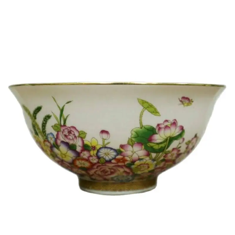 Chinese Old Porcelain Painted Gold Pastel Floral Pattern Bowl
Chinese Old Porcelain Painted Gold Pastel Floral Pattern Bowl