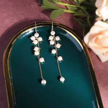Tassel Natural Freshwater Pearl String Bohemia Drop Dangle Earrings Long Korean Golden Metal Female Fashion Statement Earrings
Tassel Natural Freshwater Pearl String Bohemia Drop Dangle Earrings Long Korean Golden Metal Female Fashion Statement Earrings