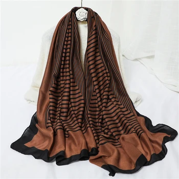 2020 cotton scarf for women striped print hijabs lady shawls foulard femme pashmina beach stoles headband echarpe
2020 cotton scarf for women striped print hijabs lady shawls foulard femme pashmina beach stoles headband echarpe