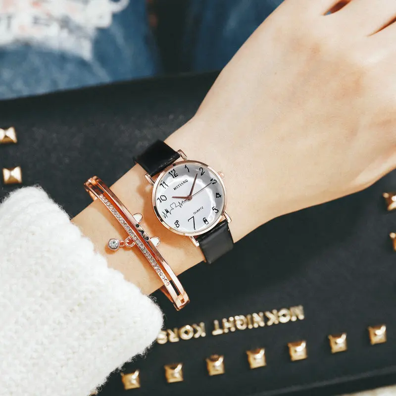 Simple Fashion Women Sports Watches Ladies Casual PU Leather Dress Ladies Quartz Watches Montre Femme Zegarek Damski Relojes
Simple Fashion Women Sports Watches Ladies Casual PU Leather Dress Ladies Quartz Watches Montre Femme Zegarek Damski Relojes