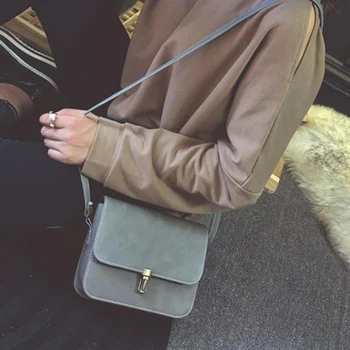 2019 Famous Brands Women Fashion Solid Color Cover Lock Shoulder Crossbody Phone beach Bag Women Messenger Bags Woman Bag
2019 Famous Brands Women Fashion Solid Color Cover Lock Shoulder Crossbody Phone beach Bag Women Messenger Bags Woman Bag